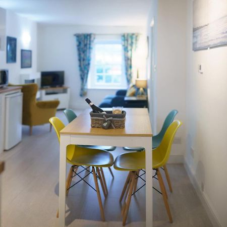 Pass The Keys Modern 2 Bed Flat Overlooking Aberaeron Harbour Exteriér fotografie