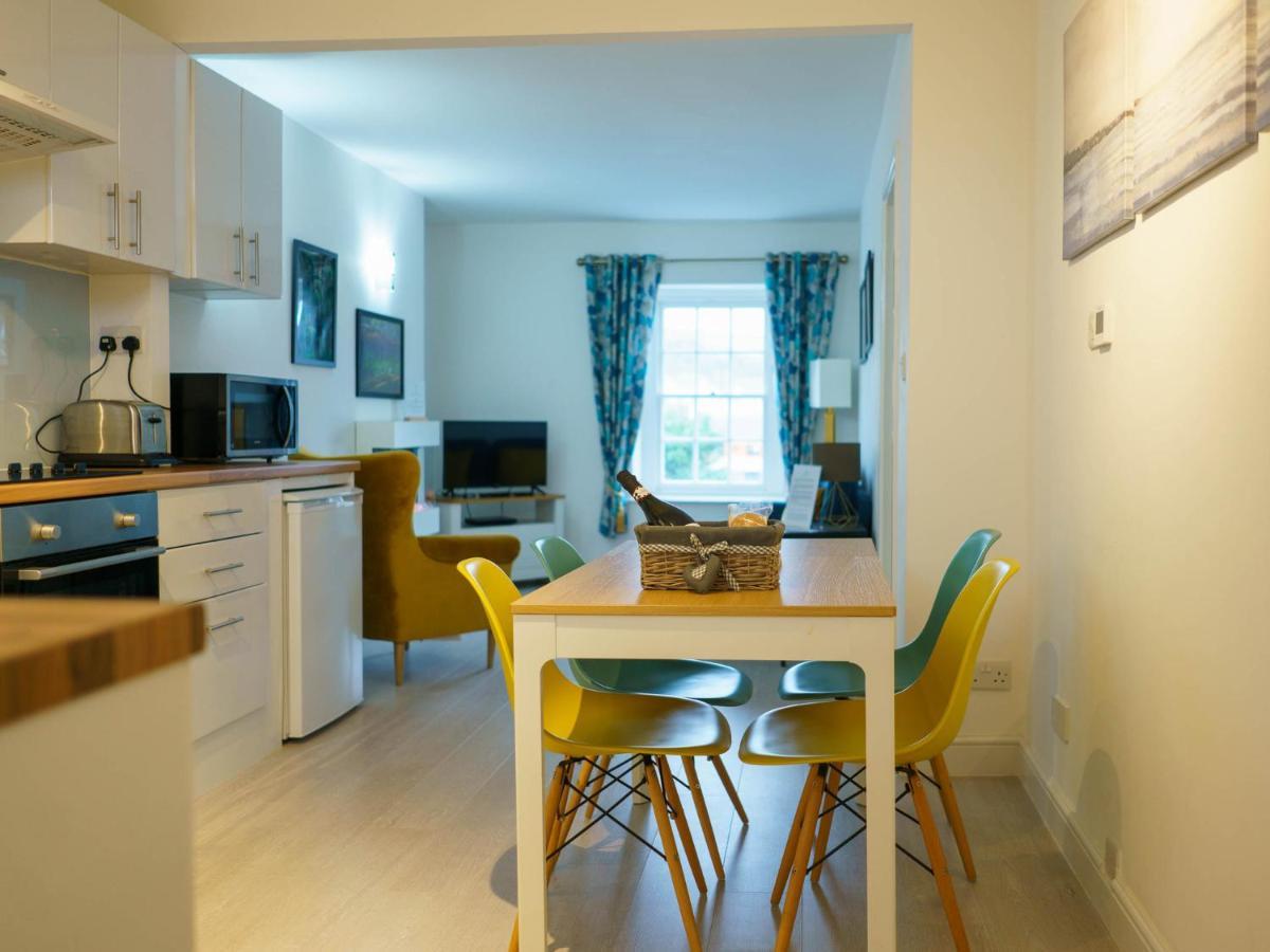 Pass The Keys Modern 2 Bed Flat Overlooking Aberaeron Harbour Exteriér fotografie