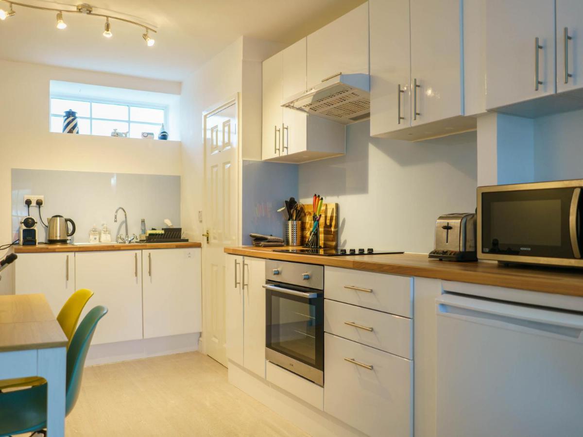 Pass The Keys Modern 2 Bed Flat Overlooking Aberaeron Harbour Exteriér fotografie