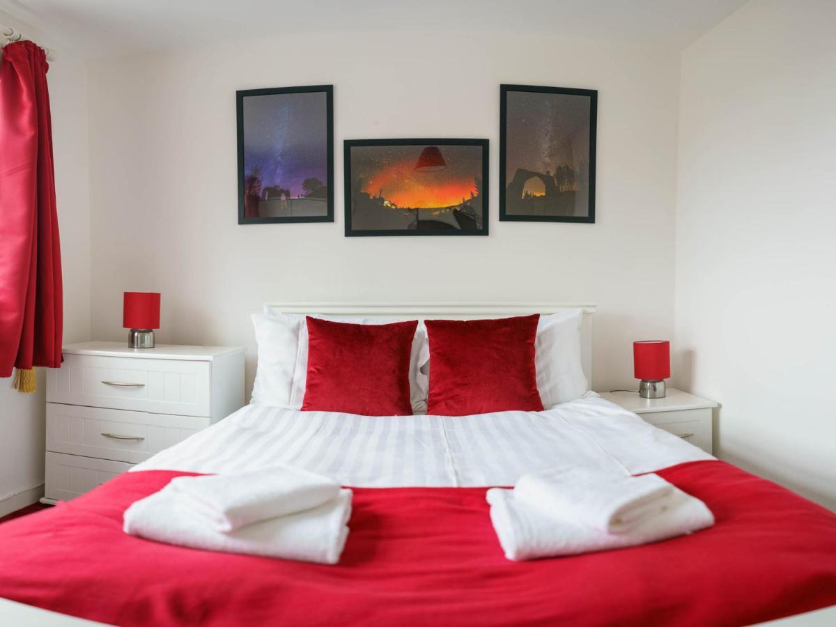Pass The Keys Modern 2 Bed Flat Overlooking Aberaeron Harbour Exteriér fotografie